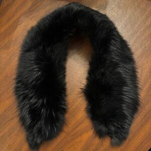 Black Fur Collar